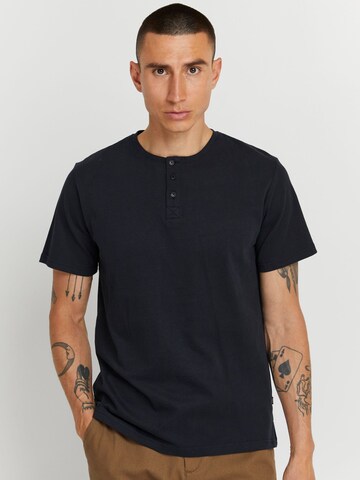 !Solid Shirt in Black: front