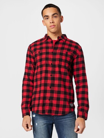 QS Regular fit Button Up Shirt in Red: front