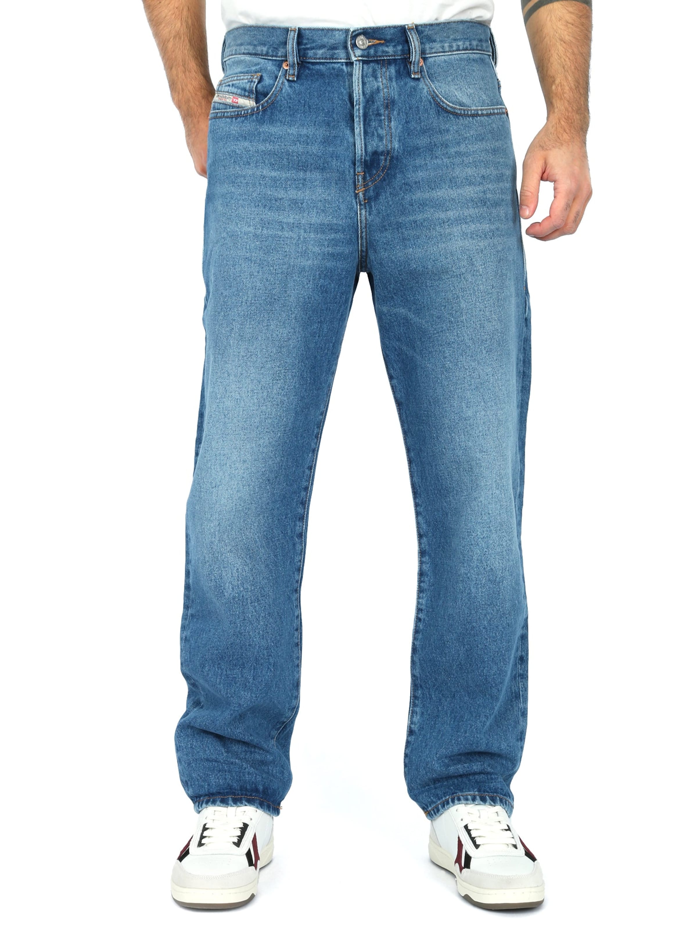 DIESEL Regular Jeans 'D-VIKER'‌‌‌‌‌‌‌‌ in Blau