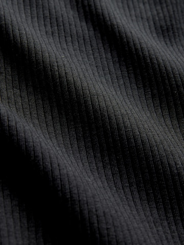 The Set Тениска в кафяво