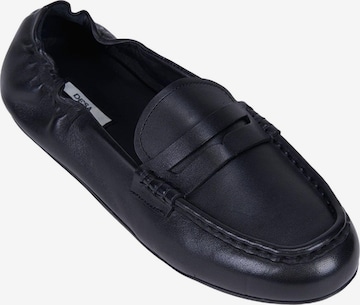 Desa - Mocasines 'Loafer' en negro: frente