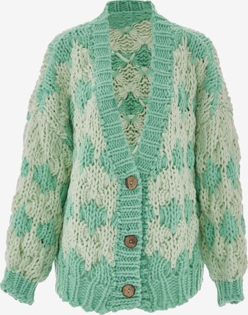 ebeeza Knit Cardigan in Green: front