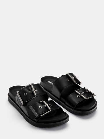 Pull&Bear Mules in Black