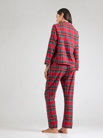Pijama de la Hunkemöller pe roșu