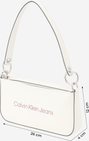 Calvin Klein Jeans Schultertasche in Weiß