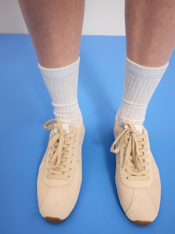Estro Hög sneaker '302-24101-4' i beige