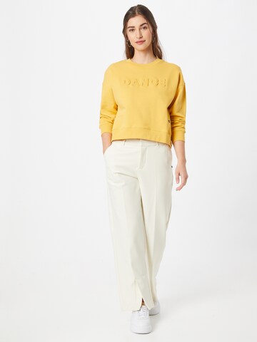 Brava Fabrics Sweatshirt 'Dance' in Yellow