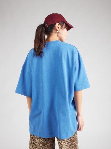 TOPSHOP - Camiseta talla grande 'Hamburg' en azul
