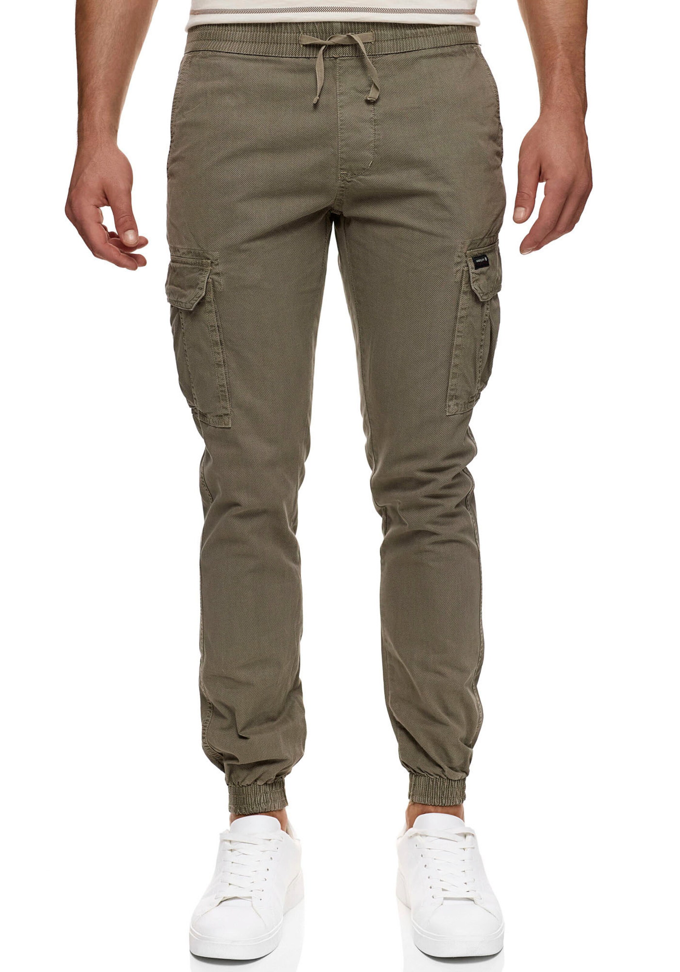 INDICODE JEANS Tapered Cargo Pants in Green