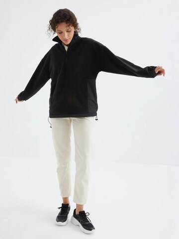 Tommy Life Fleece jacket in Black