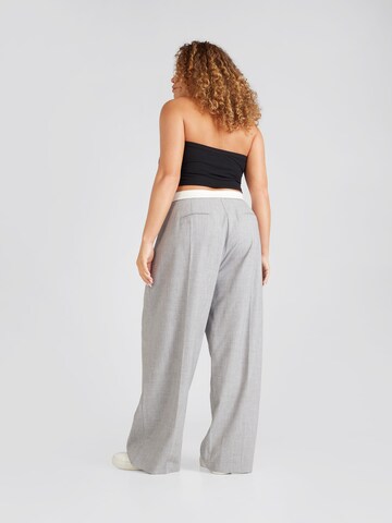 CITA MAASS co-created by ABOUT YOU Wide leg Pleat-Front Pants 'Gemma' in Grey