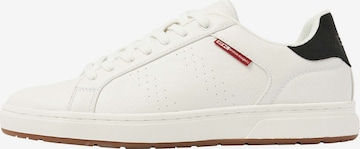 BRITISH KNIGHTS Platform trainers 'AXTON' in White: front