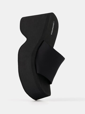 Mule Bershka en noir