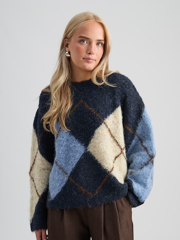 Pullover 'Shania' di Peppercorn in blu: frontale
