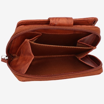 GREENBURRY Wallet in Brown