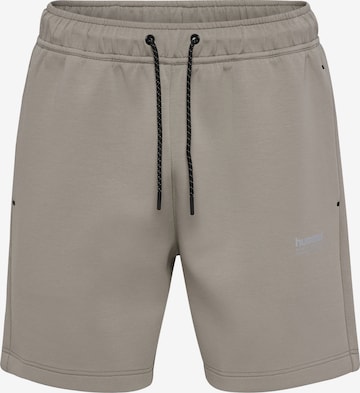Hummel Regular Trousers in Grey: front