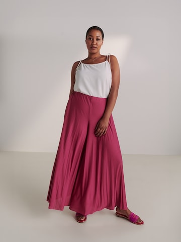 Guido Maria Kretschmer Curvy - Perna larga Calças 'Samantha' em rosa