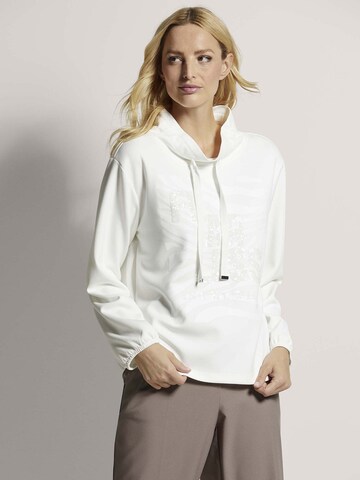 MADELEINE Sweatshirt in Wit: voorkant