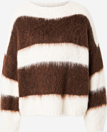 Pull-over Zwillingsherz en marron : devant