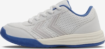 Hummel Sneakers in White: front