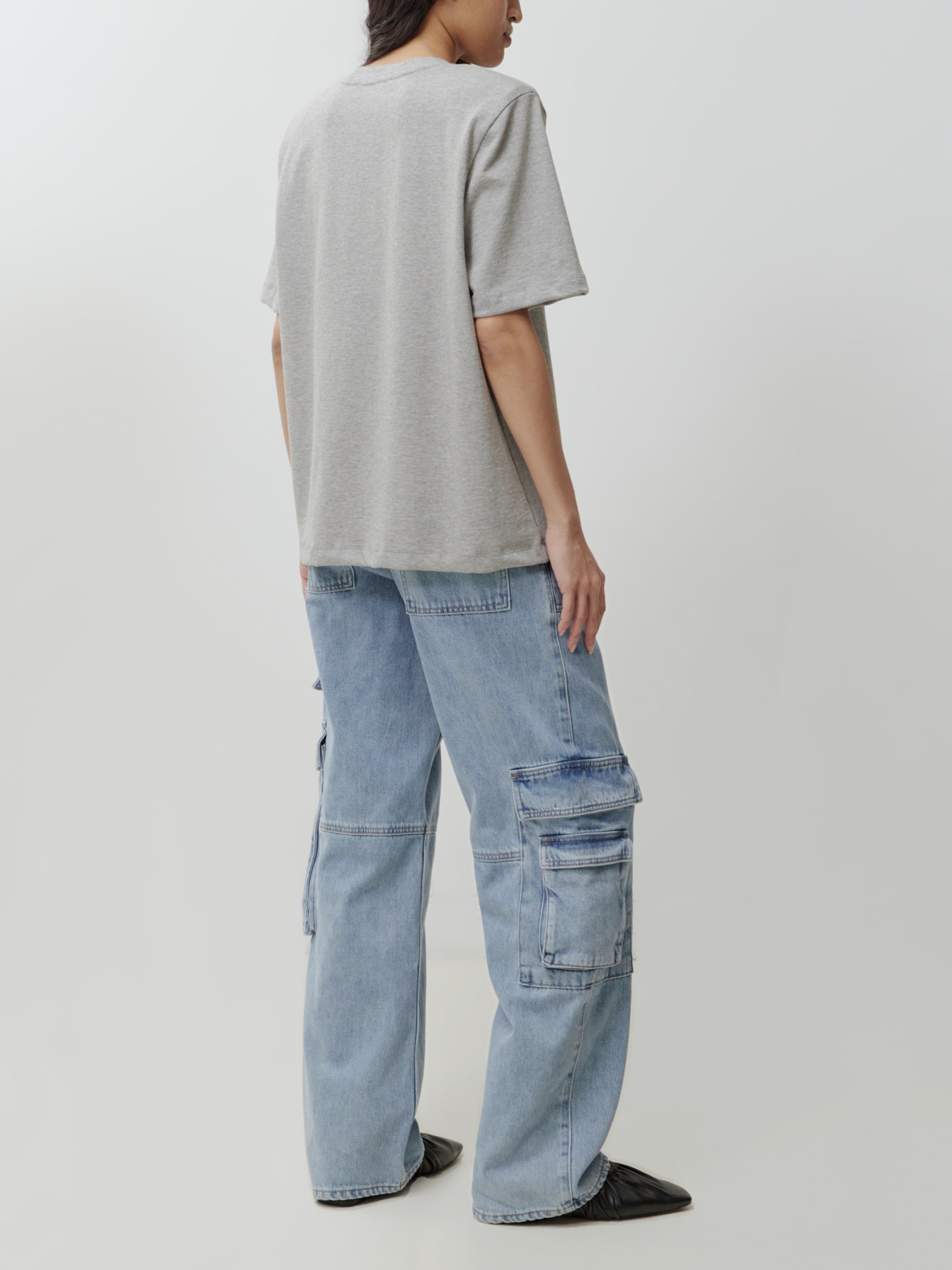EDITED Producten Shirt 'Mele' Grijs