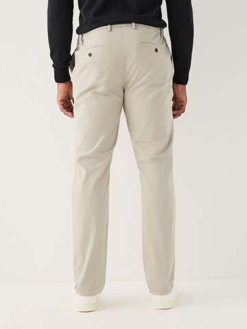 Next Slimfit Chinosy w kolorze szary