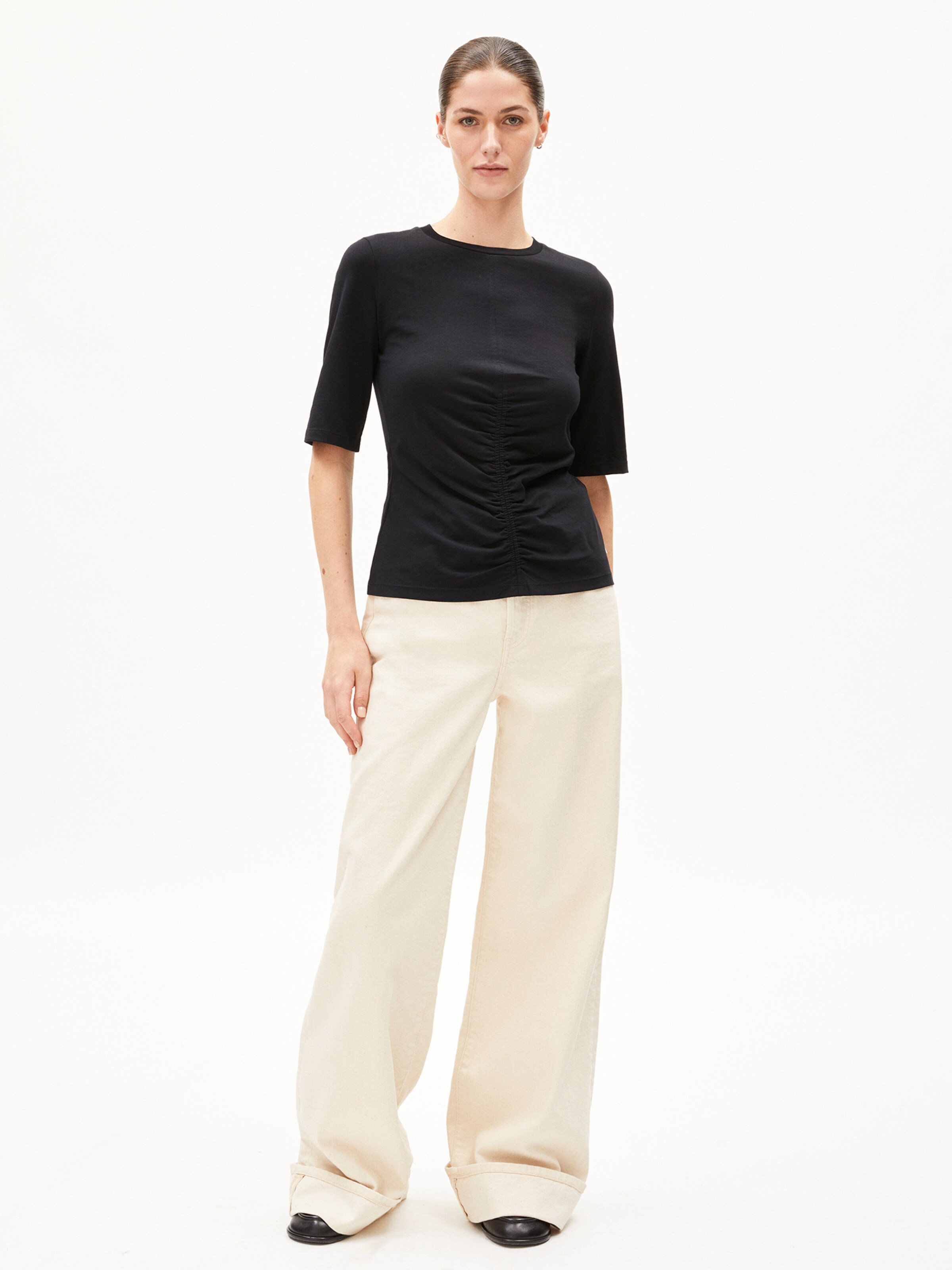 T-shirt ARMEDANGELS en noir