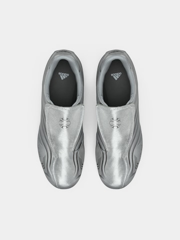 ADIDAS ORIGINALS Слипоны 'TAEKWONDO F50' в Серый