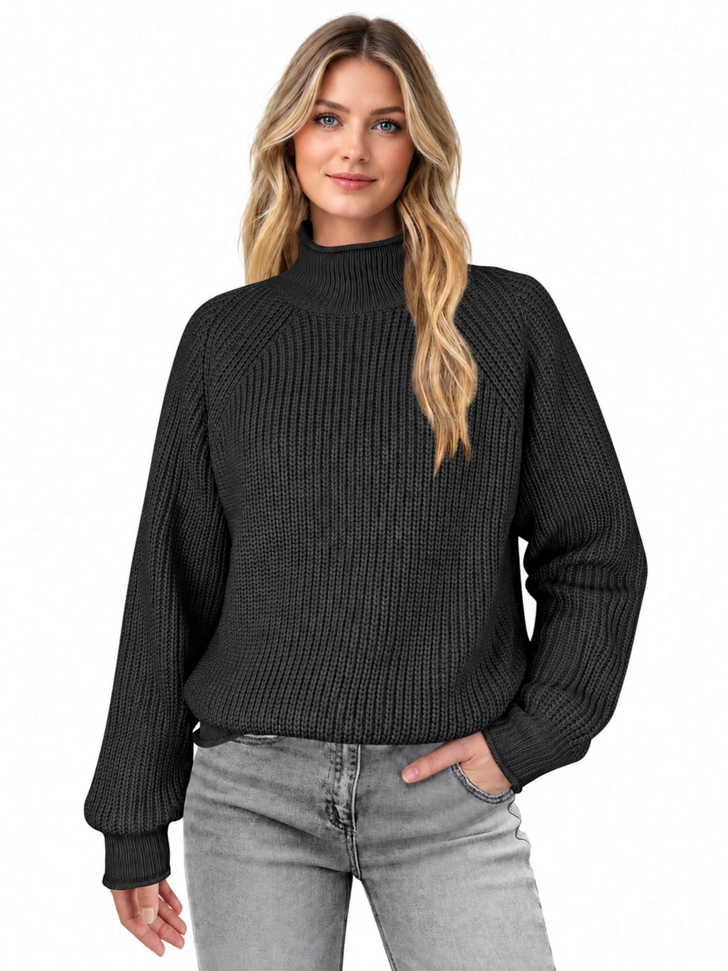 MEETWEE Sweater in Black: front