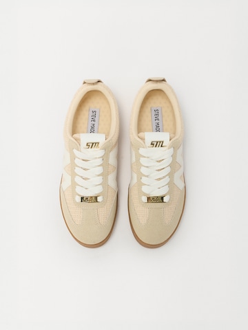Baskets basses 'Progressive' STEVE MADDEN en beige : au dessus