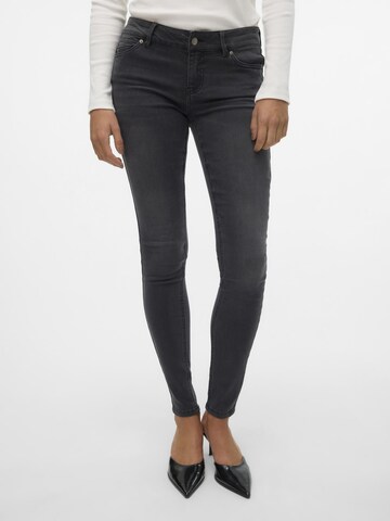 VERO MODA Skinny Jeansy 'VMSYLVIA' w kolorze szary