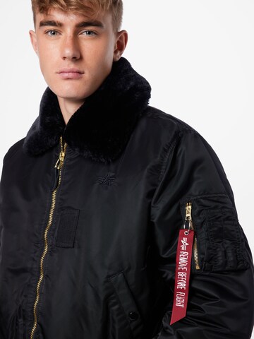 ALPHA INDUSTRIES Jacke 'B15' in Schwarz