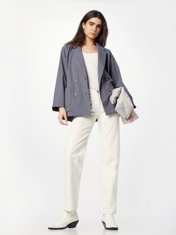 Monki - Blazer en gris