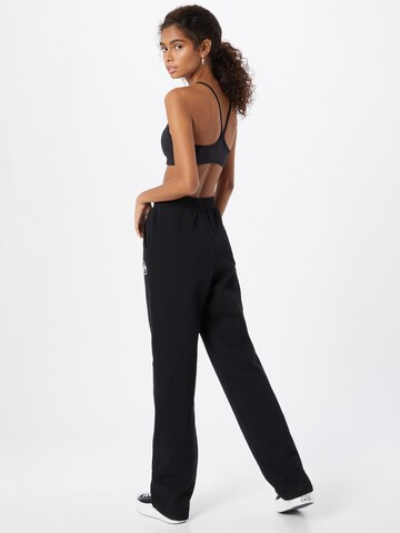 About You x Ellesse Wide leg Broek 'Savannti' in Zwart