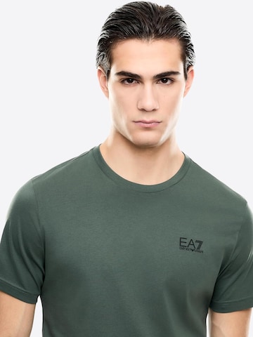 Maglietta 'T-shirt EA7 da Uomo - nero 8NPT250208 NEROORO' di EA7 Emporio Armani in verde