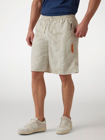 GUESS Loose fit Pants in Beige: front