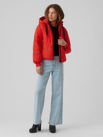 VERO MODA Between-season jacket 'Beverly' in Red