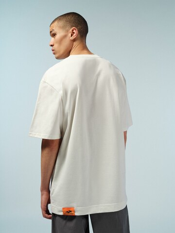 Pacemaker - Camiseta 'Dominic' en blanco