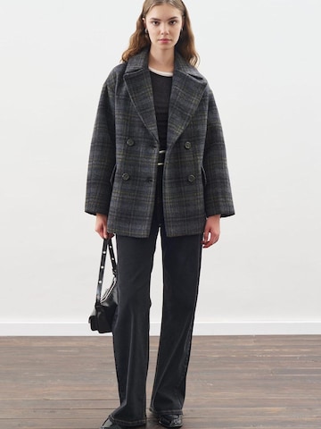 MANUKA Winter Jacket in Grey