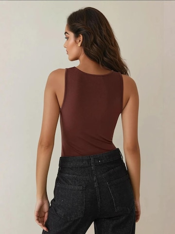 Hiccup Top in Braun