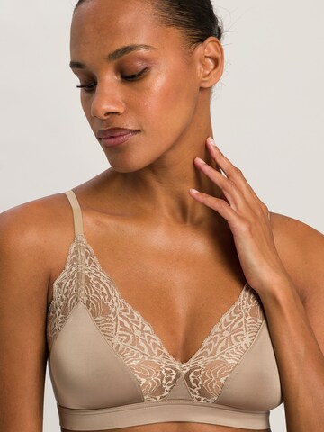 Hanro Triangle Bra 'Josephine' in Beige
