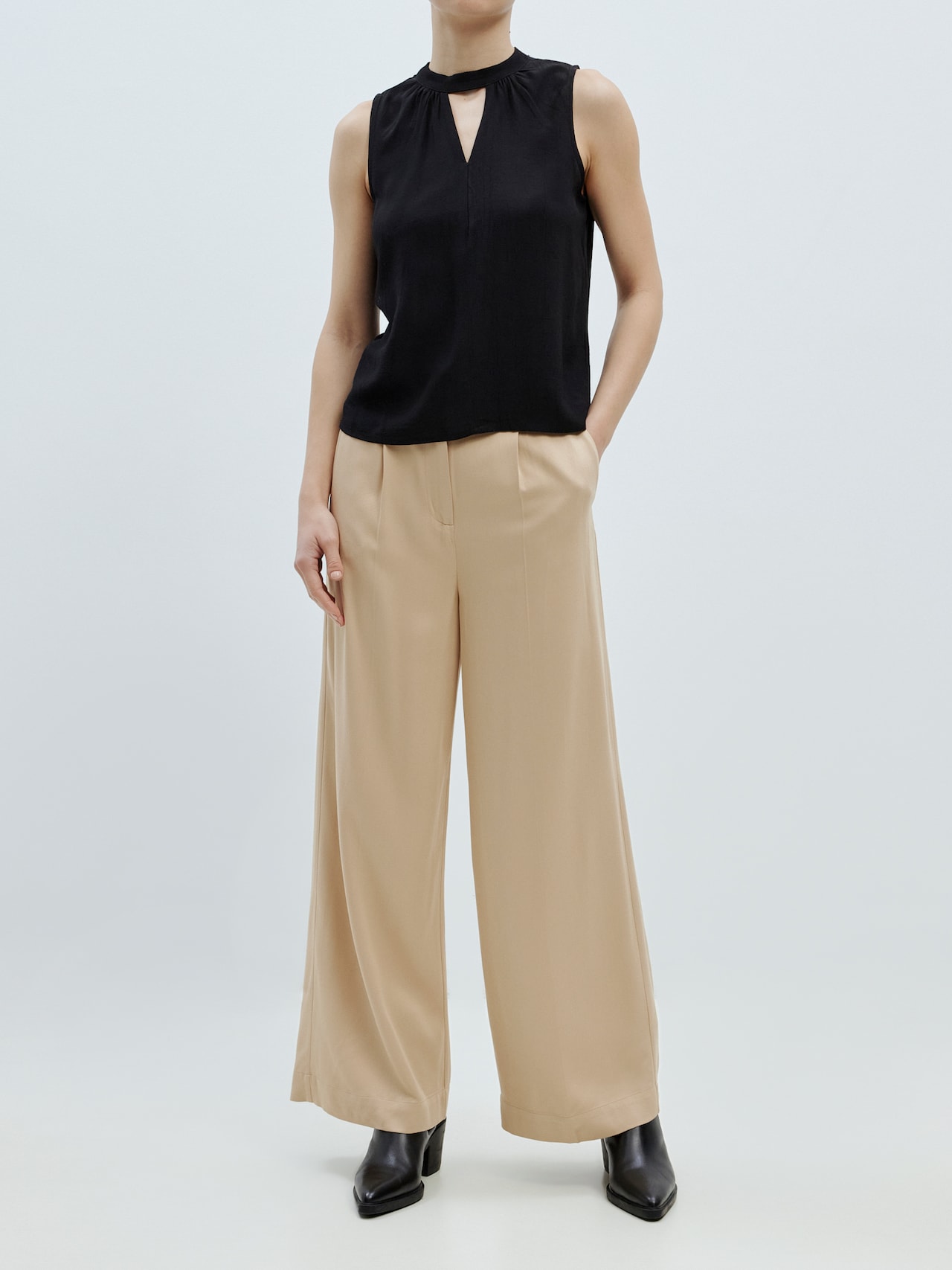 EDITED Produkte Bluse 'Charis' schwarz