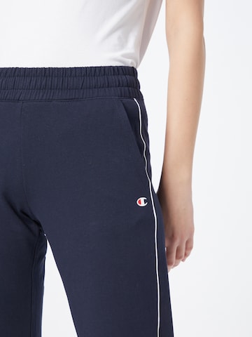 Champion Authentic Athletic Apparel Slimfit Hose in Blau