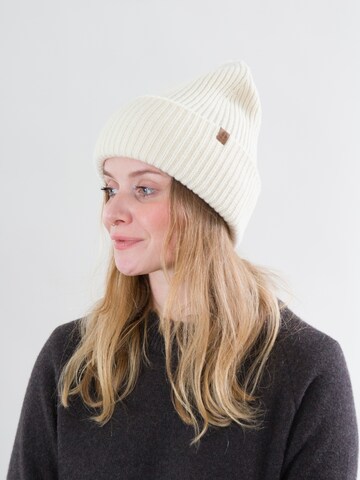 KOPYTO Beanie 'PANDA' in Beige: front