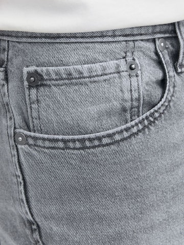 Effilé Jean 'Mike' JACK & JONES en gris