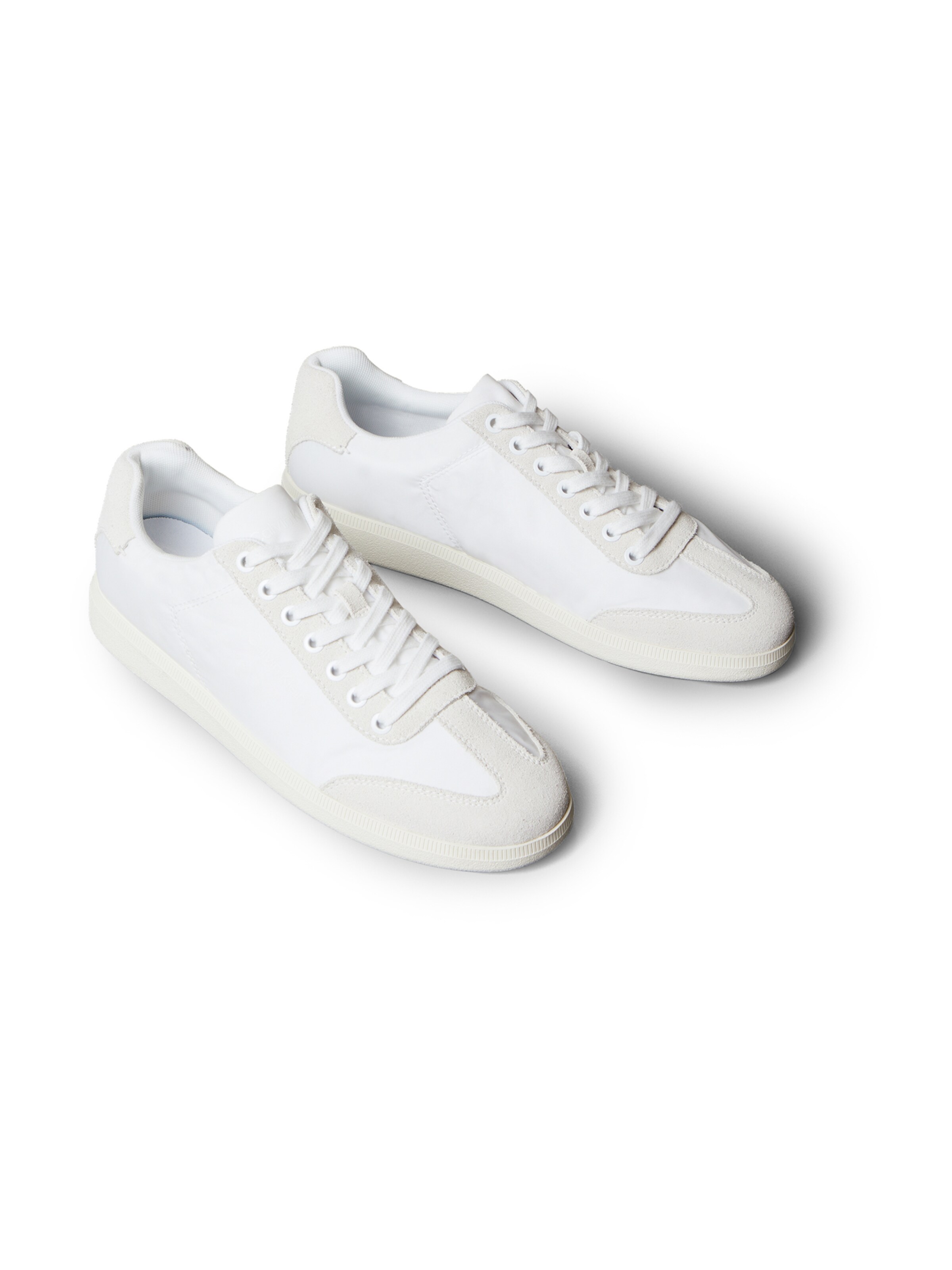 Calvin Klein Trainers in White