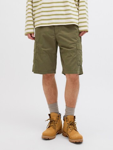 Regular Pantalon cargo JACK & JONES en vert : devant