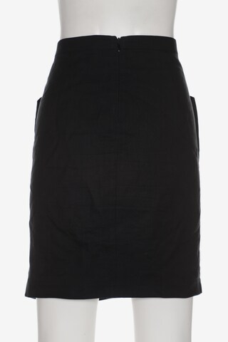 Cream Skirt in XS in Black