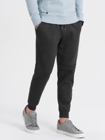 Effilé Pantalon Ombre en gris