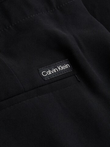 Calvin Klein Jeans Lużny krój Cygaretki w kolorze czarny